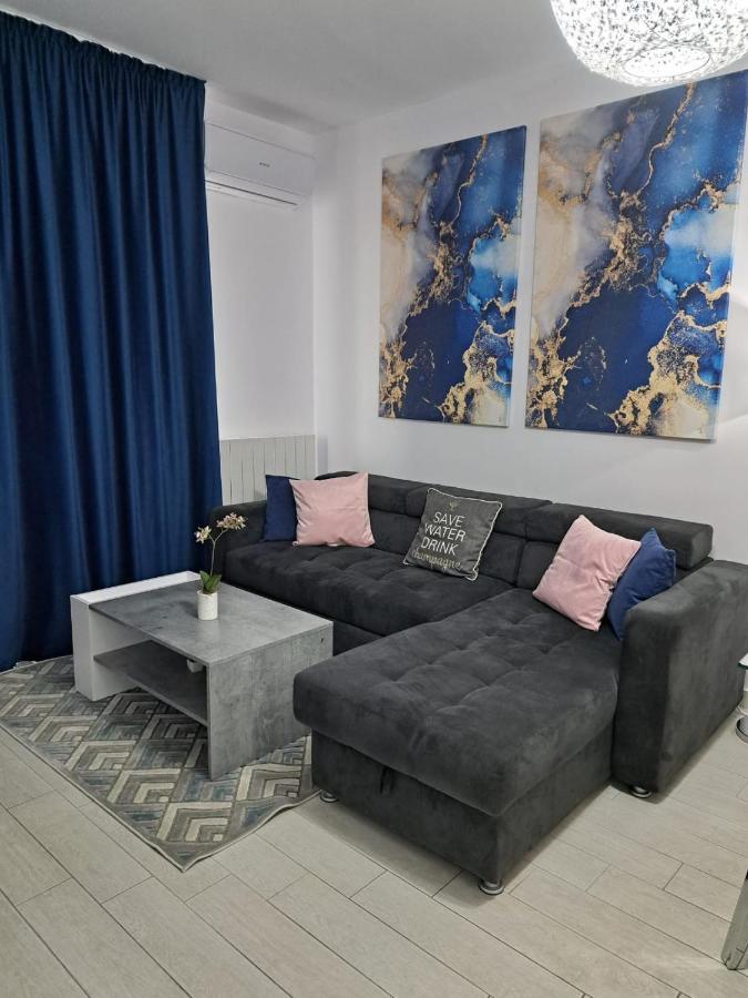 M&A Apartament Mamaianord Buitenkant foto