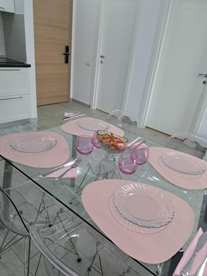M&A Apartament Mamaianord Buitenkant foto