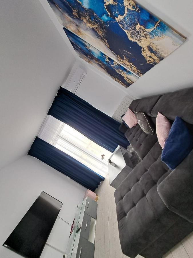 M&A Apartament Mamaianord Buitenkant foto